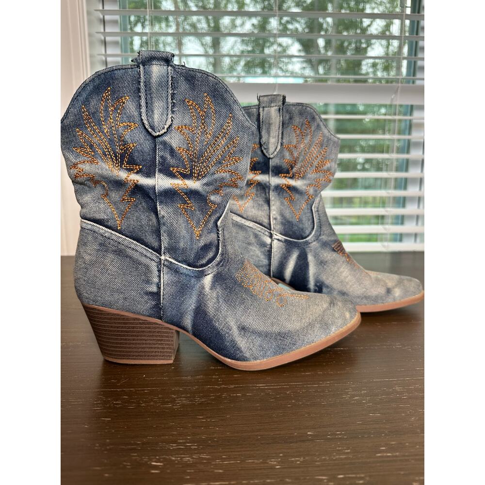 Denim Cowboy Western Ankle Boots Embroidered Block Heel Women’s Blue Size  8